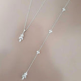 Collier de dos argenté étincelant